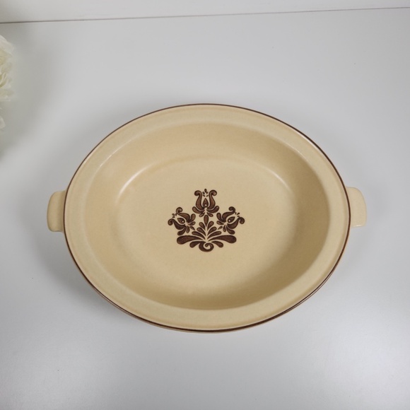 Vintage Pfaltzgraff Village Oval Stoneware Serving Bowl 10" x 8"- Casserole Dish - Picture 7 of 7